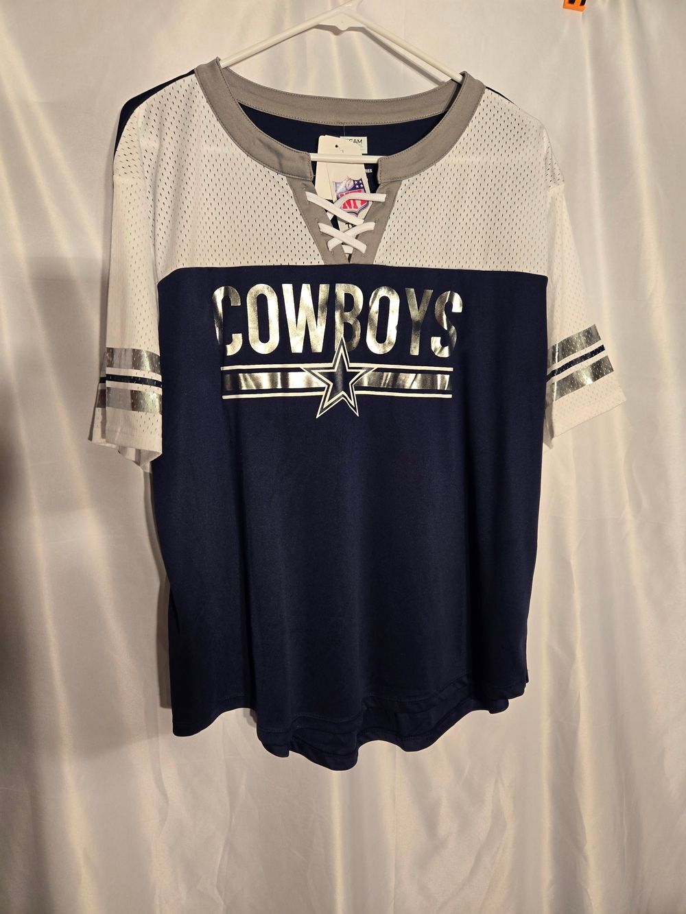 Dallas Cowboys Women's XL T-Shirt (LOC-133)